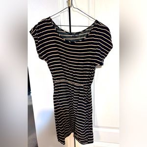 Forever 21 casual dress. Black with tan stripes. Size M.